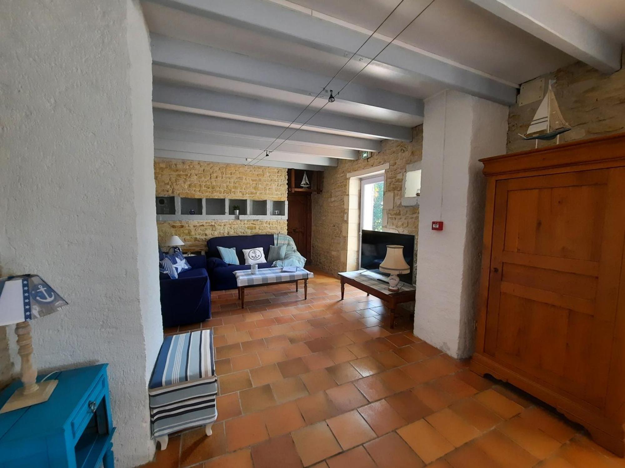 Domaine De Fontsauzine - Gites Et Chambre D'Hotes Genouille  Exterior foto